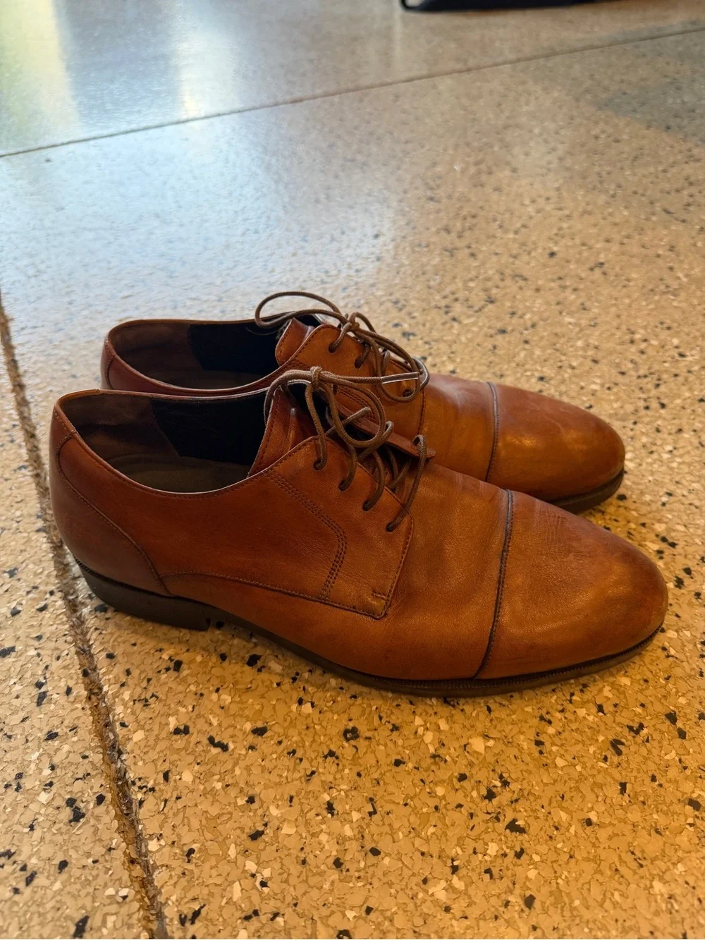 Cole Haan Classic Men's Tan Leather Cap-Toe Dress Shoes
